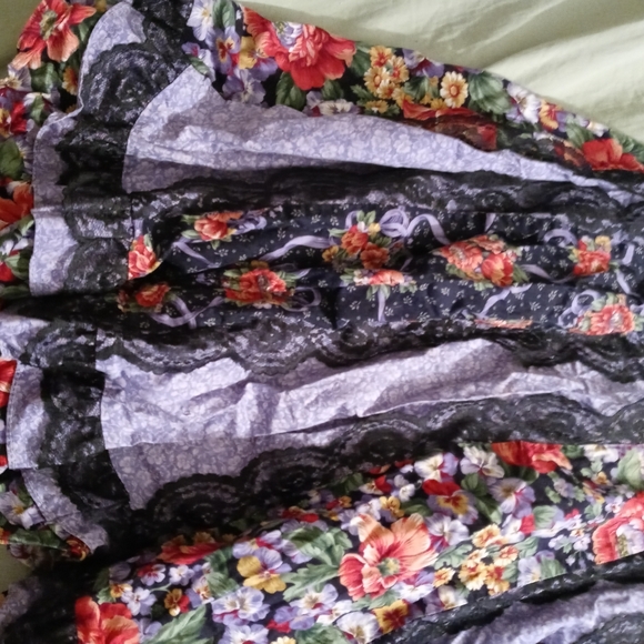 Skirt - Picture 4 of 14